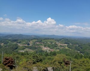 とよまつ紙ヒコーキ・タワー