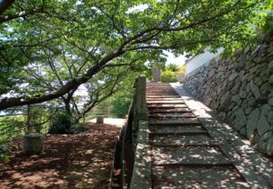 医王寺