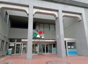 新市図書館