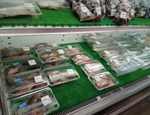 アリストぬまくま自由市場